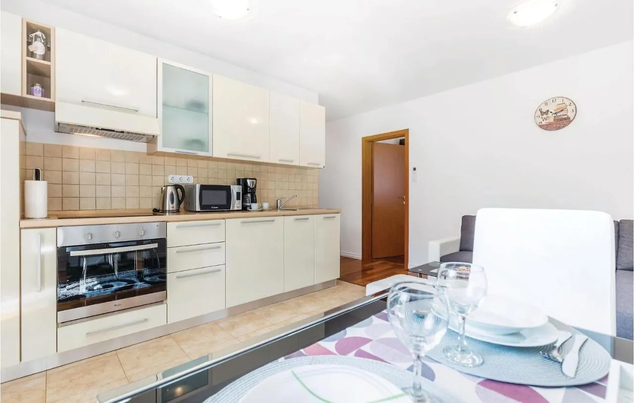 Gorgeous Apartment In Crikvenica With Wifi