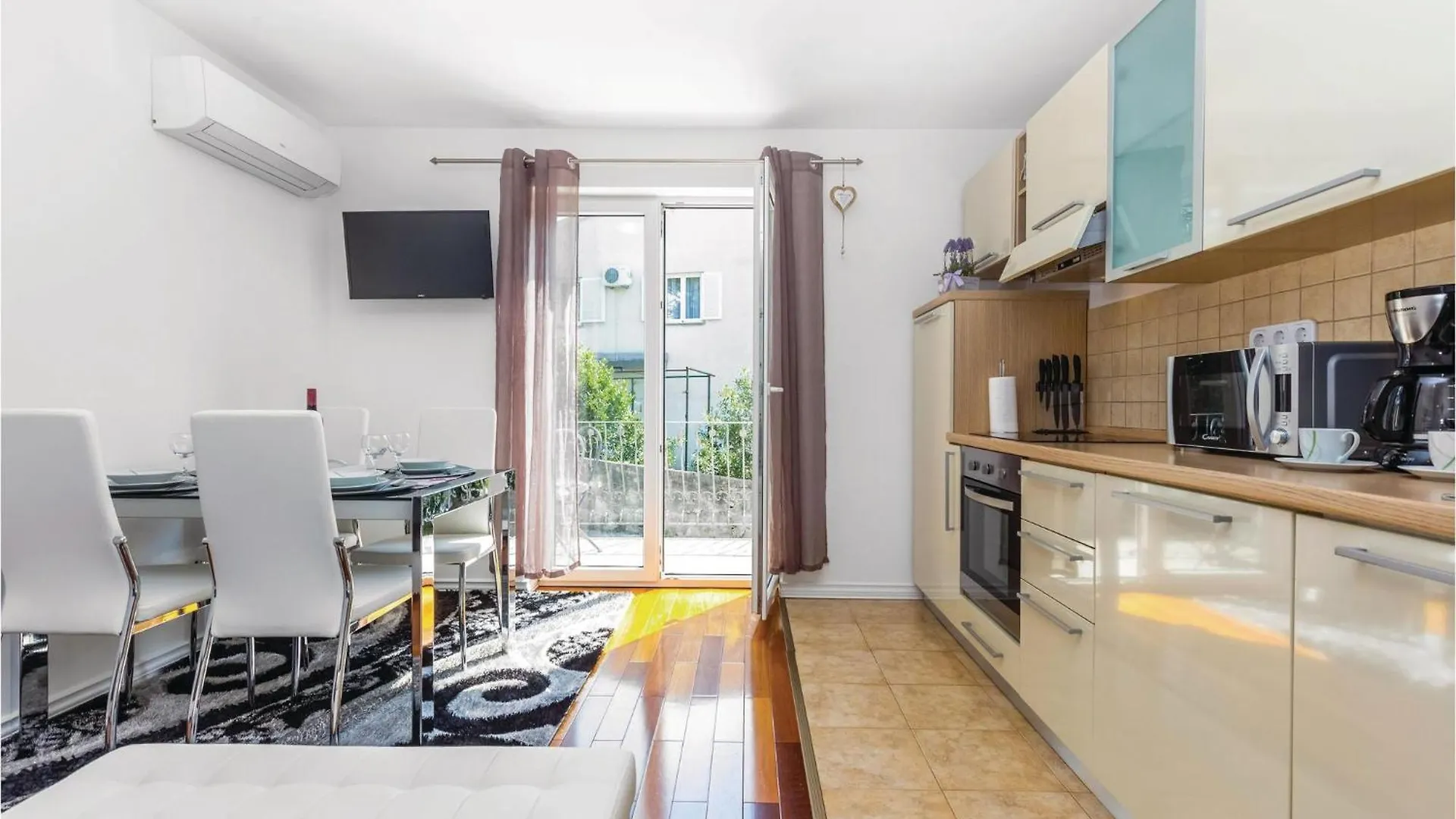 Gorgeous Apartment In Crikvenica With Wifi